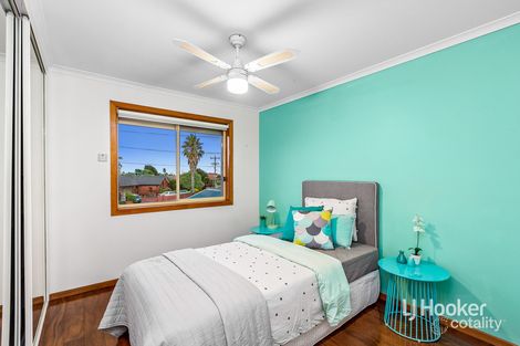 Property photo of 40 Featherby Way Altona Meadows VIC 3028