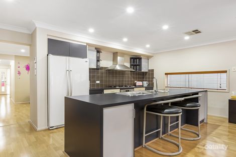 25 Brannigan St, Ropes Crossing, NSW 2760