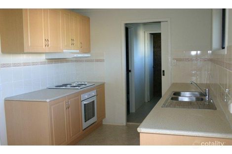 2/2 Spencer Rd, Mannering Park, NSW 2259