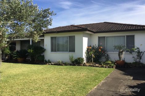 17 Woolstencraft St, Shoalhaven Heads, NSW 2535