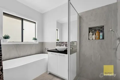 Property photo of 4 Kilpatrick Street Tarneit VIC 3029