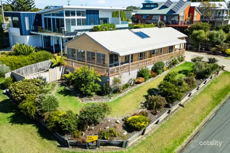 47 Lakeside Dr, Lake Tyers Beach, VIC 3909