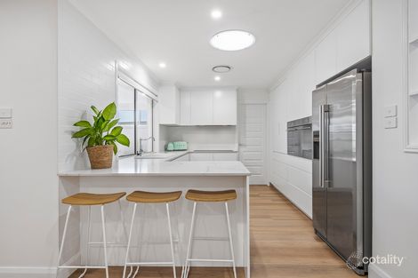 Property photo of 15 Buxton Place Prestons NSW 2170