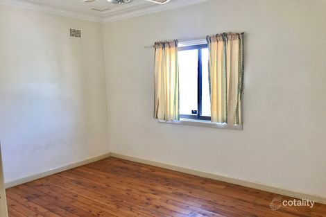 Property photo of 8 McIlvenie Street Canley Heights NSW 2166