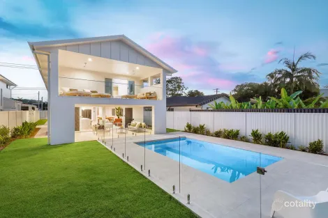 35 First Ave, Palm Beach, QLD 4221