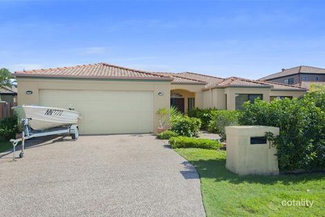 Property photo of 18 Dallow Crescent Helensvale QLD 4212