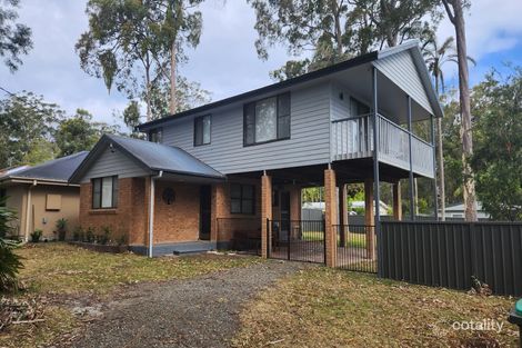 Property photo of 8 Keith Crescent Smiths Lake NSW 2428