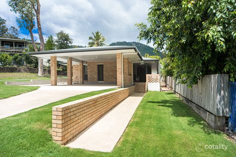 Property photo of 4 Coryule Place Cannonvale QLD 4802