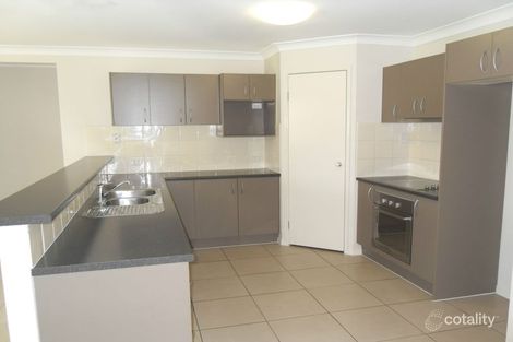 Property photo of 17 Polzin Drive Goodna QLD 4300