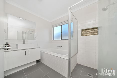 Property photo of 5 Dingo Street Point Cook VIC 3030