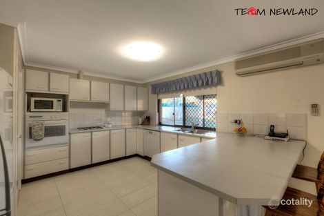Property photo of 2 Cook Place Lesmurdie WA 6076