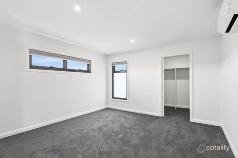 Property photo of 2/14 Larlac Street Hadfield VIC 3046