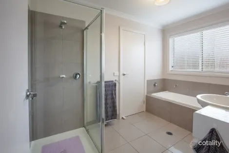 Property photo of 2A Butterworth Place Wodonga VIC 3690