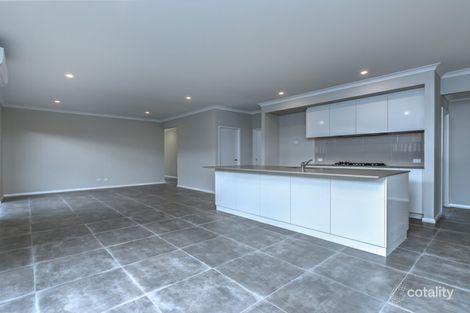 Property photo of 9 Dolomite Road Treeby WA 6164