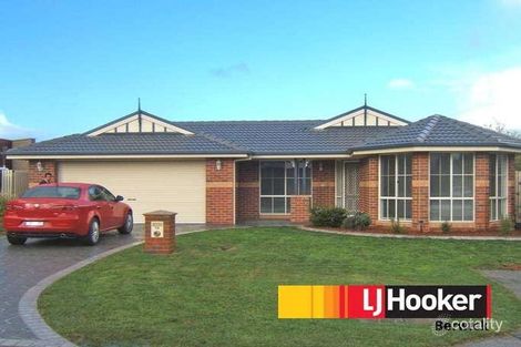 19 Riverglen Rd, Berwick, VIC 3806