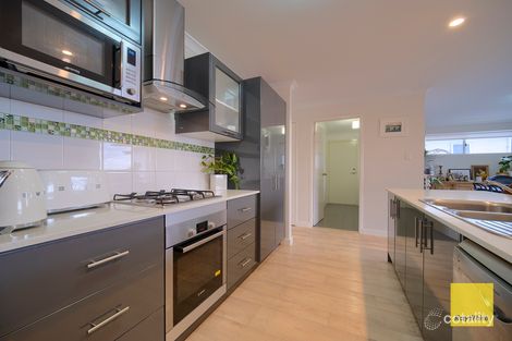 128 Angove Rd, Spencer Park, WA 6330