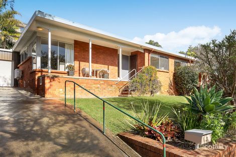 Property photo of 3 Alkira Circuit Narraweena NSW 2099