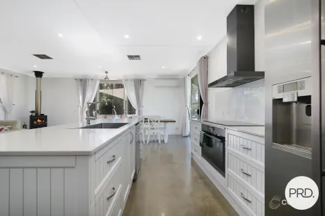 Property photo of 530A Nagle Road Lavington NSW 2641