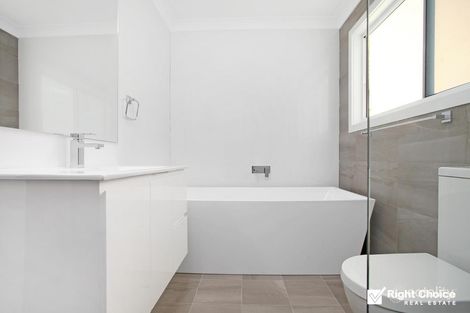 1/1 Central Ave, Oak Flats, NSW 2529