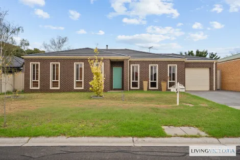 2 Eton Ct, Hoppers Crossing, VIC 3029