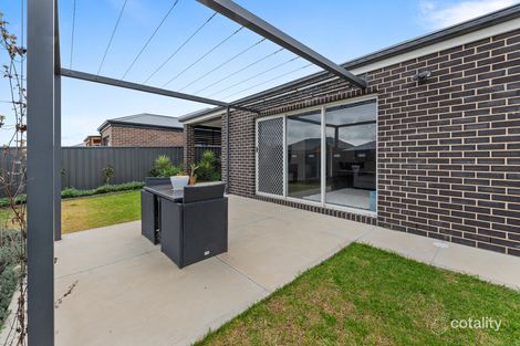 Property photo of 11 Corncob Boulevard Wangaratta VIC 3677