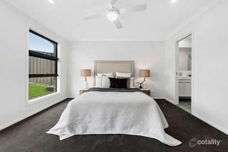 Property photo of 59 Comel Avenue Cameron Park NSW 2285