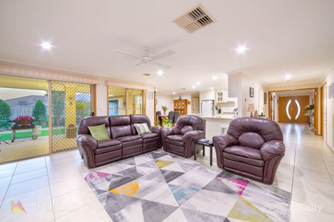 Property photo of 48 Franklin Drive Estella NSW 2650