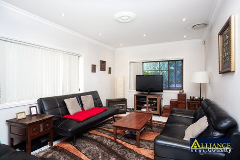Property photo of 2/128A Queen Street Revesby NSW 2212