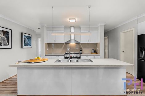 Property photo of 23 Garden Drive Epsom VIC 3551
