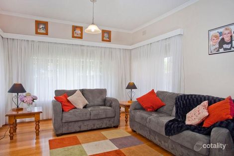 Property photo of 2 Leonard Avenue Flora Hill VIC 3550