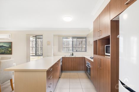 Property photo of 2 Brendan Thorne Place Marsden QLD 4132