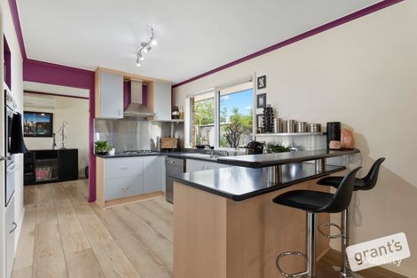 Property photo of 7 Stallion Court Narre Warren South VIC 3805