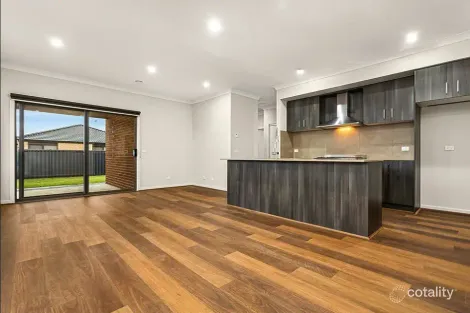 16 Cornwell St, Melton South, VIC 3338