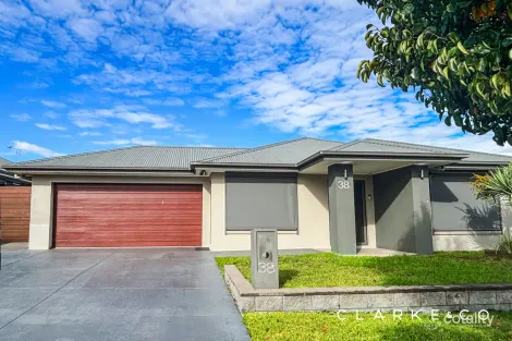 38 Harvest Bvd, Chisholm, NSW 2322