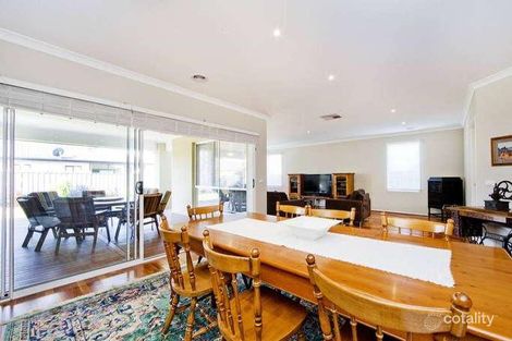 Property photo of 4 The Breezewater Point Cook VIC 3030