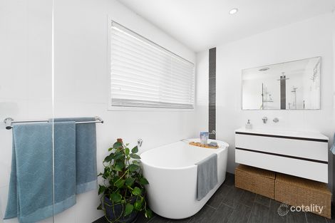 Property photo of 37 Beechwood Parade Cherrybrook NSW 2126