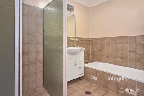 Property photo of 1/27 Bowada Street Bomaderry NSW 2541