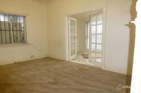 Property photo of 2 Navigator Street Maribyrnong VIC 3032