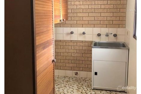 Property photo of 2/193 Gurwood Street Wagga Wagga NSW 2650