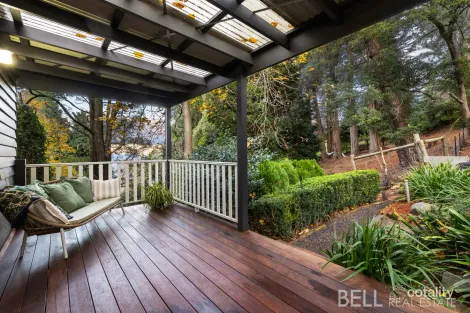 Property photo of 17 Ridge Road Kalorama VIC 3766