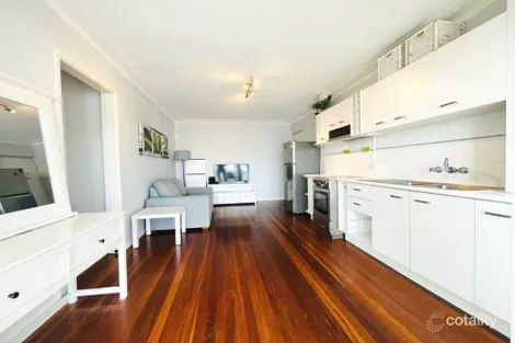 Property photo of 3/155 Gladstone Road Highgate Hill QLD 4101