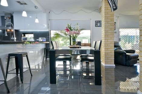 Property photo of 19 Whyalla Circle Port Kennedy WA 6172