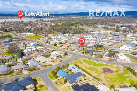Property photo of 37 Stirling Boulevard Tatton NSW 2650