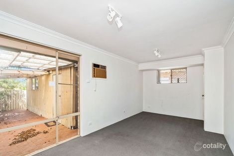 Property photo of 210 Summerlakes Parade Ballajura WA 6066