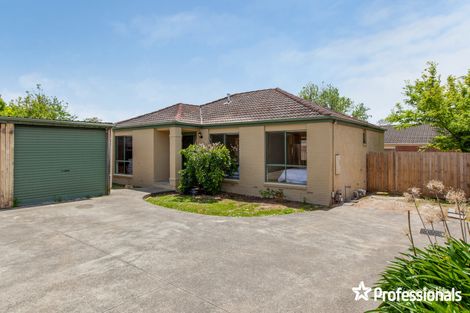 Property photo of 2/1 Farnham Road Bayswater VIC 3153