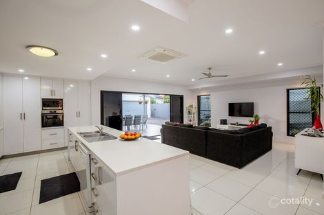 Property photo of 38 Monash Way Ooralea QLD 4740