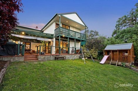 Property photo of 25 Fricker Avenue Greensborough VIC 3088