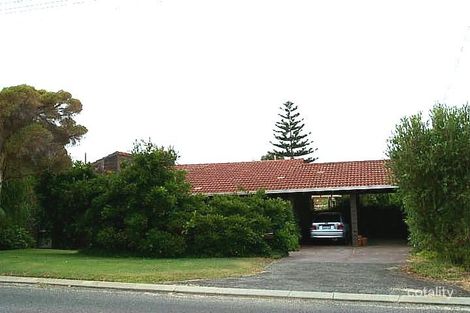 Property photo of 22 Whitworth Place Dianella WA 6059
