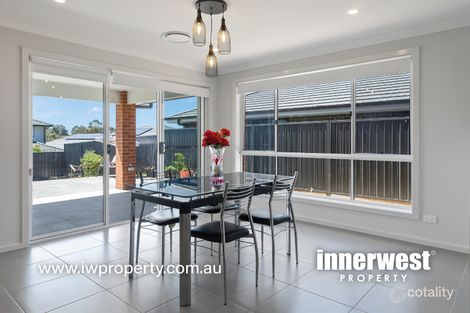 Property photo of 38 Glenroy Drive Claymore NSW 2559