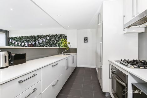 Property photo of 33/2A Campbell Parade Manly Vale NSW 2093